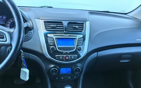 Hyundai Solaris II рестайлинг, 2013 год, 780 000 рублей, 14 фотография