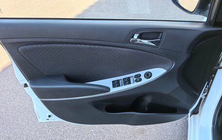 Hyundai Solaris II рестайлинг, 2013 год, 780 000 рублей, 8 фотография