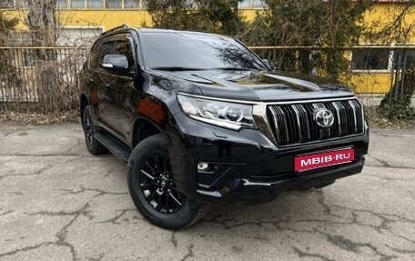 Toyota Land Cruiser Prado 150 рестайлинг 2, 2019 год, 5 250 000 рублей, 1 фотография