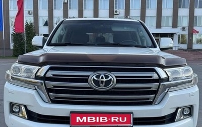 Toyota Land Cruiser 200, 2019 год, 6 350 000 рублей, 1 фотография