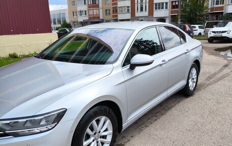 Volkswagen Passat B8 рестайлинг, 2020 год, 3 100 000 рублей, 2 фотография
