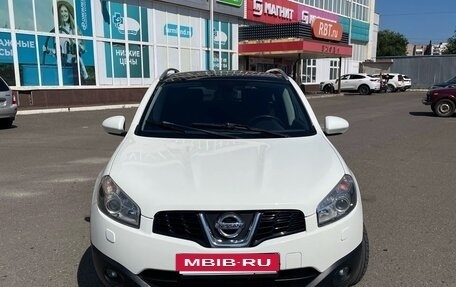 Nissan Qashqai, 2011 год, 1 200 000 рублей, 2 фотография