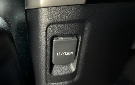Toyota Land Cruiser Prado 150 рестайлинг 2, 2019 год, 5 250 000 рублей, 15 фотография