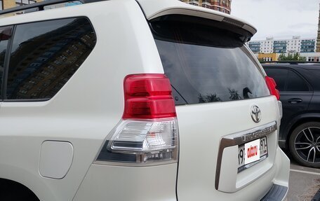 Toyota Land Cruiser Prado 150 рестайлинг 2, 2010 год, 3 000 000 рублей, 4 фотография