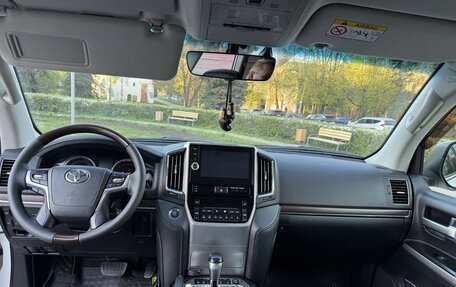 Toyota Land Cruiser 200, 2019 год, 6 350 000 рублей, 10 фотография