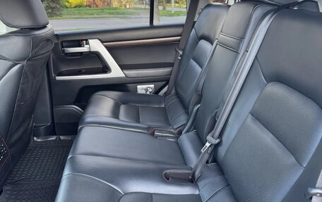 Toyota Land Cruiser 200, 2019 год, 6 350 000 рублей, 13 фотография