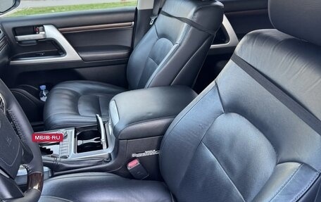 Toyota Land Cruiser 200, 2019 год, 6 350 000 рублей, 14 фотография