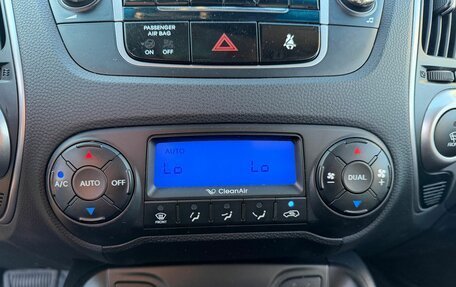 Hyundai ix35 I рестайлинг, 2011 год, 1 450 000 рублей, 24 фотография