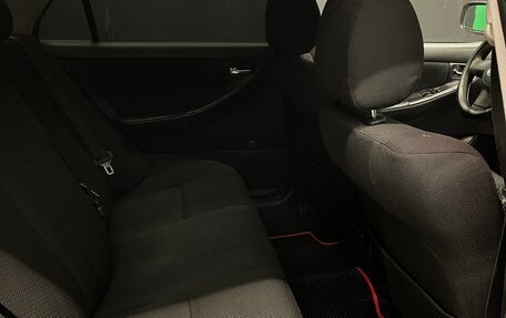 Toyota Corolla, 2006 год, 690 000 рублей, 11 фотография