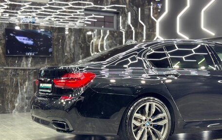 BMW 7 серия, 2015 год, 3 900 000 рублей, 3 фотография