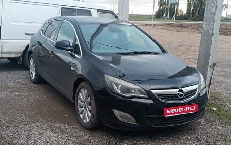 Opel Astra J, 2010 год, 450 000 рублей, 1 фотография