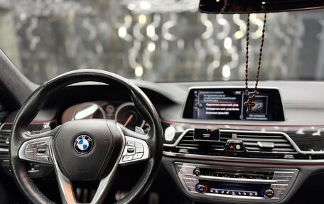 BMW 7 серия, 2015 год, 3 900 000 рублей, 31 фотография