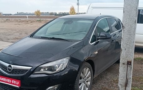 Opel Astra J, 2010 год, 450 000 рублей, 4 фотография