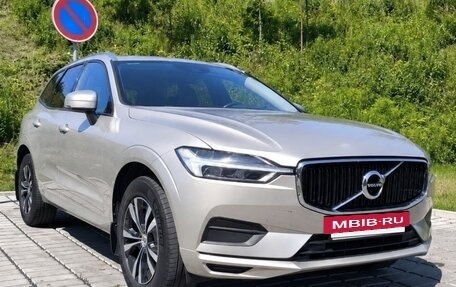 Volvo XC60 II, 2018 год, 3 150 000 рублей, 2 фотография