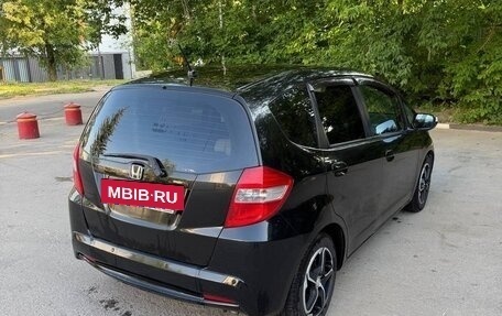 Honda Jazz II рестайлинг, 2011 год, 650 000 рублей, 3 фотография