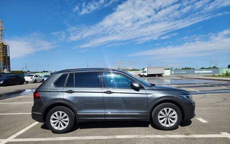 Volkswagen Tiguan II, 2021 год, 3 100 000 рублей, 3 фотография