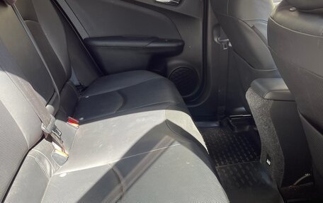 Toyota Prius IV XW50, 2016 год, 1 590 000 рублей, 10 фотография
