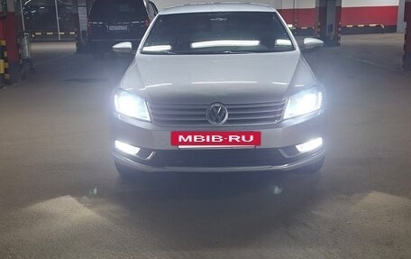 Volkswagen Passat B7, 2011 год, 810 000 рублей, 7 фотография