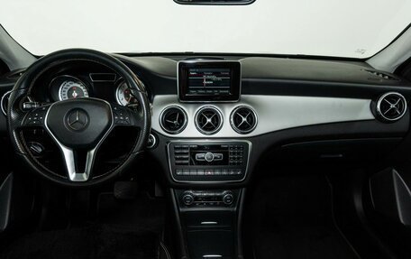 Mercedes-Benz GLA, 2015 год, 1 960 000 рублей, 7 фотография