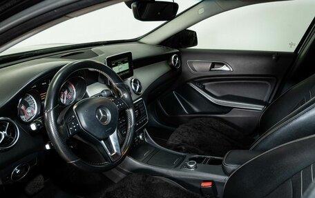 Mercedes-Benz GLA, 2015 год, 1 960 000 рублей, 5 фотография