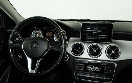 Mercedes-Benz GLA, 2015 год, 1 960 000 рублей, 13 фотография