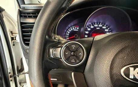 KIA Soul II рестайлинг, 2014 год, 1 400 000 рублей, 19 фотография