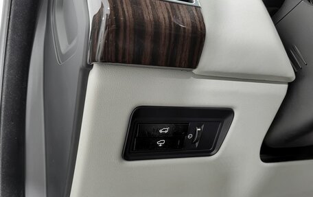 Land Rover Range Rover IV рестайлинг, 2013 год, 2 950 000 рублей, 13 фотография