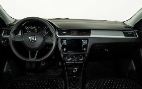 Skoda Rapid I, 2019 год, 940 000 рублей, 7 фотография