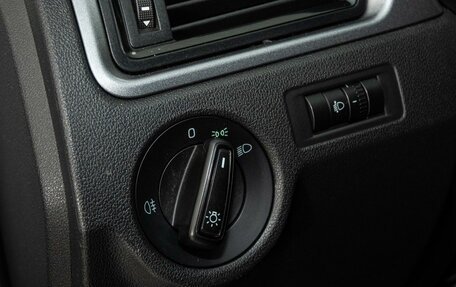 Skoda Rapid I, 2019 год, 940 000 рублей, 14 фотография
