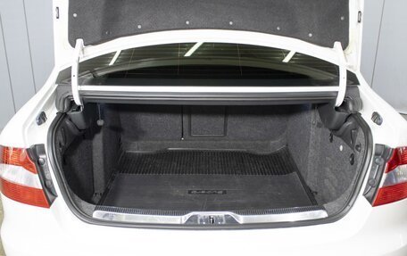 Skoda Superb III рестайлинг, 2013 год, 1 160 000 рублей, 21 фотография