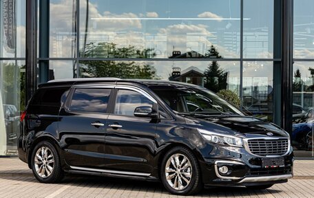 KIA Carnival III, 2016 год, 2 395 000 рублей, 3 фотография