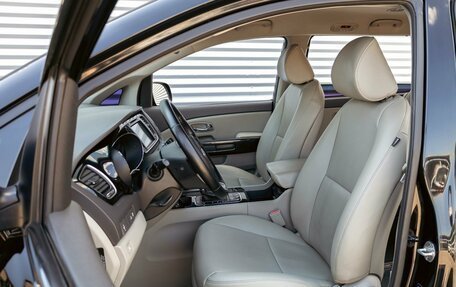 KIA Carnival III, 2016 год, 2 395 000 рублей, 11 фотография