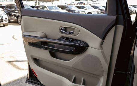 KIA Carnival III, 2016 год, 2 395 000 рублей, 12 фотография