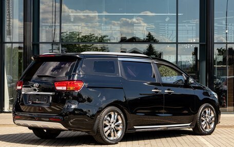 KIA Carnival III, 2016 год, 2 395 000 рублей, 6 фотография