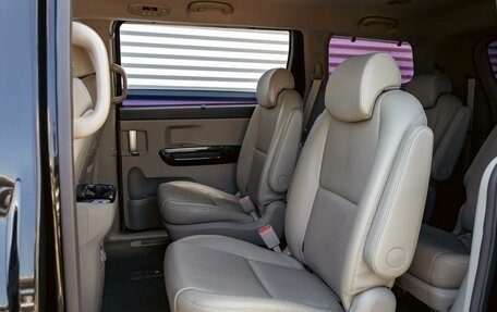 KIA Carnival III, 2016 год, 2 395 000 рублей, 17 фотография