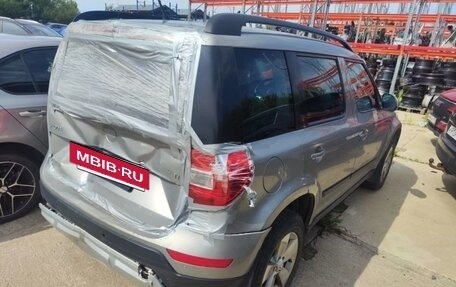 Skoda Yeti I рестайлинг, 2014 год, 450 000 рублей, 2 фотография