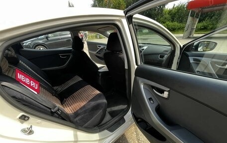 Hyundai Elantra V, 2013 год, 1 100 000 рублей, 11 фотография