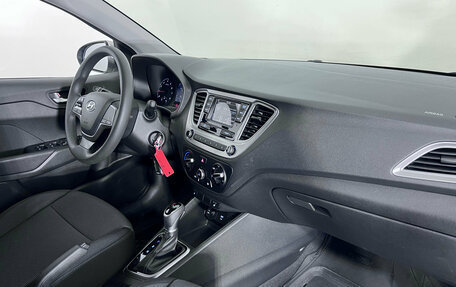 Hyundai Solaris II рестайлинг, 2022 год, 1 750 000 рублей, 10 фотография