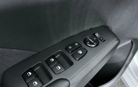 Hyundai Solaris II рестайлинг, 2022 год, 1 750 000 рублей, 20 фотография