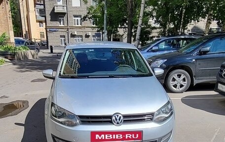 Volkswagen Polo VI (EU Market), 2010 год, 870 000 рублей, 2 фотография