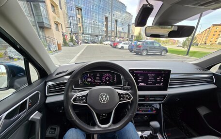 Volkswagen Tiguan II, 2021 год, 3 049 000 рублей, 17 фотография