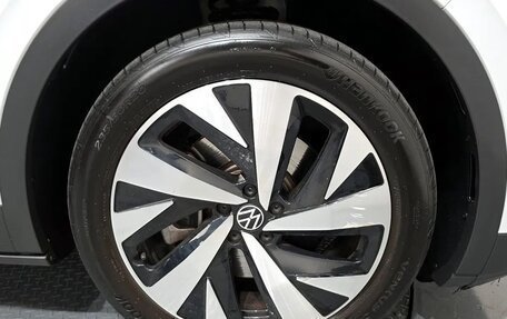 Volkswagen ID.4, 2024 год, 3 674 000 рублей, 9 фотография