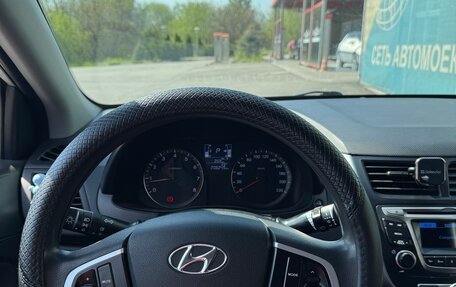 Hyundai Solaris II рестайлинг, 2016 год, 880 000 рублей, 11 фотография