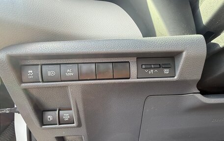 Toyota Sienna, 2021 год, 4 500 000 рублей, 6 фотография
