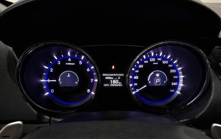 Hyundai Sonata VI, 2011 год, 720 000 рублей, 11 фотография