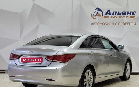 Hyundai Sonata VI, 2011 год, 720 000 рублей, 3 фотография