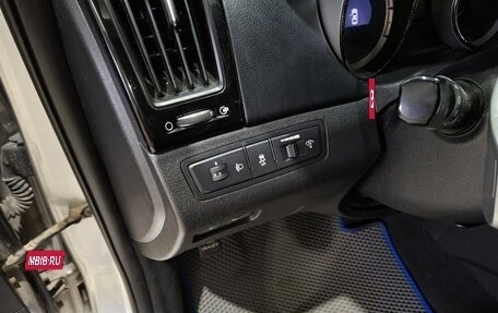 Hyundai Sonata VI, 2011 год, 720 000 рублей, 32 фотография