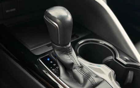 Toyota Camry, 2018 год, 2 399 000 рублей, 22 фотография