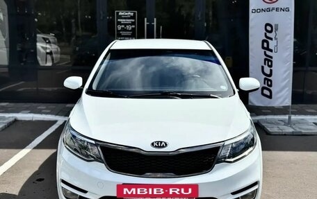 KIA Rio III рестайлинг, 2017 год, 1 060 000 рублей, 2 фотография