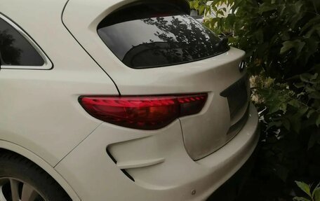 Infiniti QX70, 2013 год, 1 100 000 рублей, 2 фотография